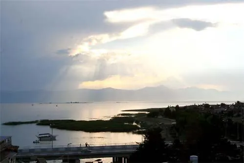 Ali Bilir מלון 3*